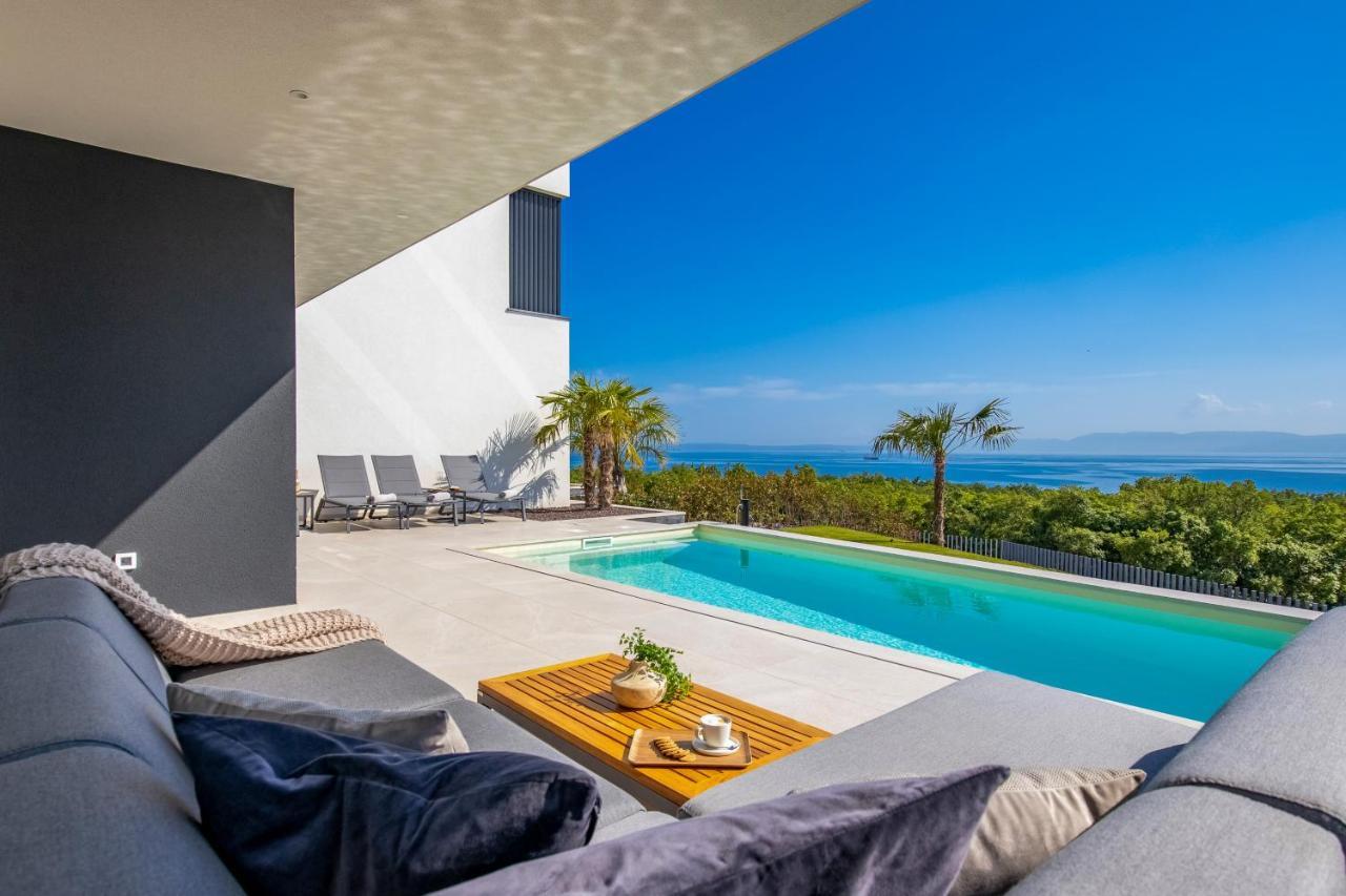 Villa Ameli Apartment With Swimming Pool Риека Экстерьер фото