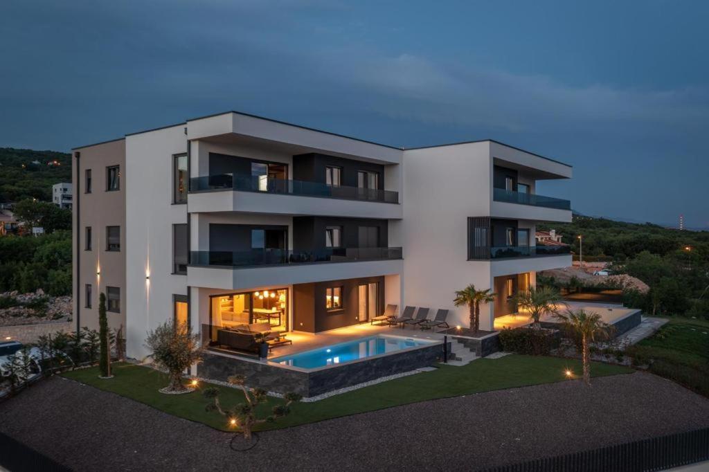 Villa Ameli Apartment With Swimming Pool Риека Экстерьер фото